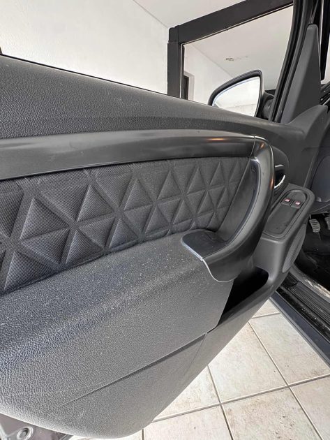 Dacia Duster 1.5 dCi 110ch – 2015 – Distribution neuve – Garantie 12 mois – Attelage / Radar