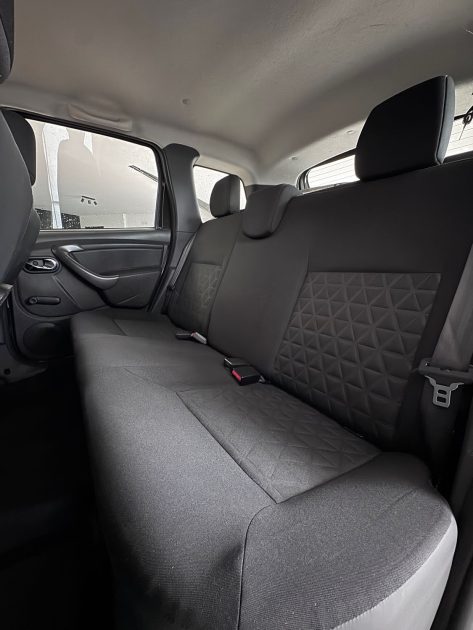 Dacia Duster 1.5 dCi 110ch – 2015 – Distribution neuve – Garantie 12 mois – Attelage / Radar