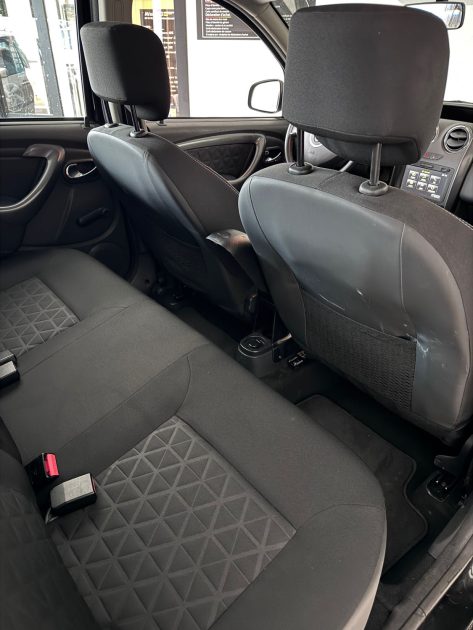 Dacia Duster 1.5 dCi 110ch – 2015 – Distribution neuve – Garantie 12 mois – Attelage / Radar