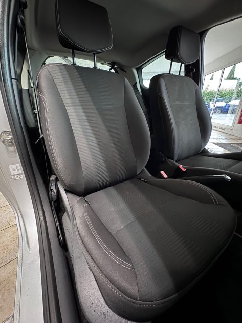 RENAULT CLIO III 1.2 - FAIBLE KILOMÉTRAGE - Garantie 12 mois - Kit distribution neuf