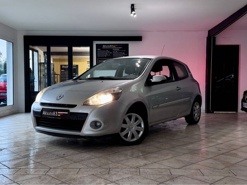 RENAULT CLIO III 1.2 - FAIBLE KILOMÉTRAGE - Garantie 12 mois - Kit distribution neuf