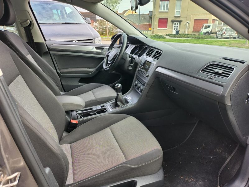 VOLKSWAGEN GOLF VII 1.2 TSI BLUEMOTION TRENDLINE