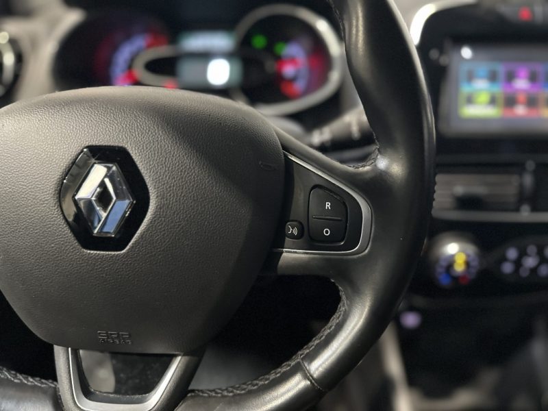RENAULT CLIO 4 0.9 TCe 90ch INTENS - Suivi Complet Renault