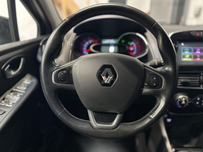 RENAULT CLIO 4 0.9 TCe 90ch INTENS - Suivi Complet Renault