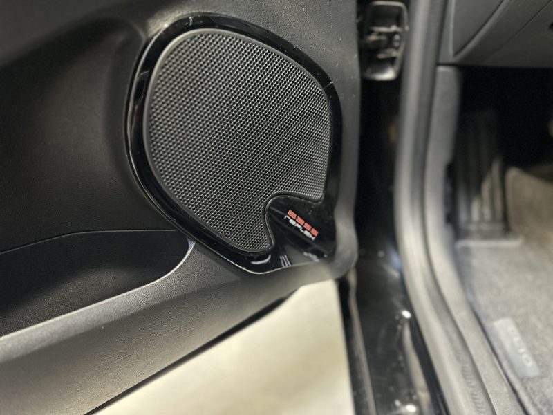 RENAULT CLIO 4 0.9 TCe 90ch INTENS - Suivi Complet Renault