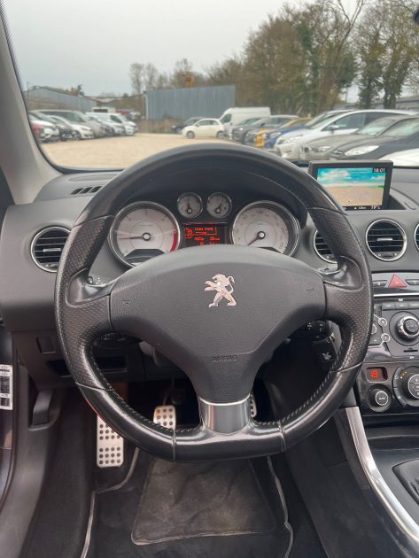PEUGEOT 308 CC 2.0 HDI 163 WHITE AND BLACK EDITION 2011