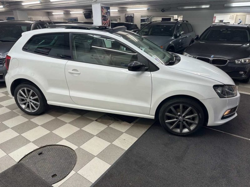 VOLKSWAGEN POLO 1.2 TSI 90CH 