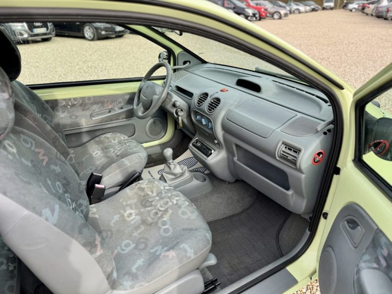 RENAULT TWINGO PACK AUTHENTIQUE 1.2L 60 ch