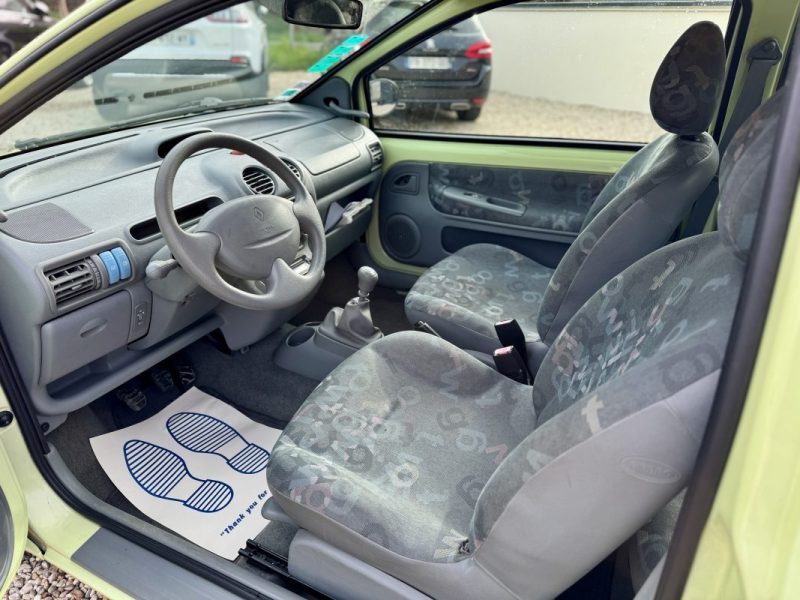 RENAULT TWINGO PACK AUTHENTIQUE 1.2L 60 ch