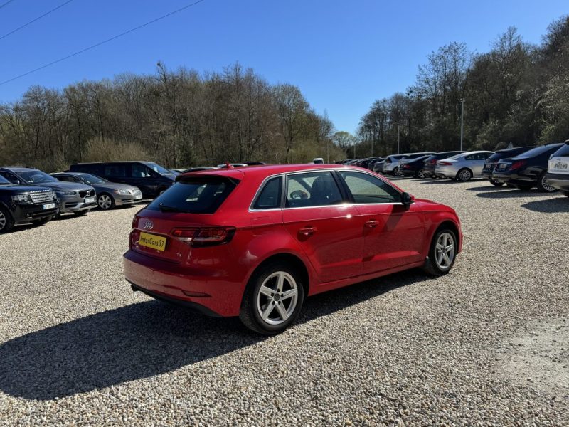 AUDI A3 SPORTBACK 1.6 TDI S&S 116 ch Rouge