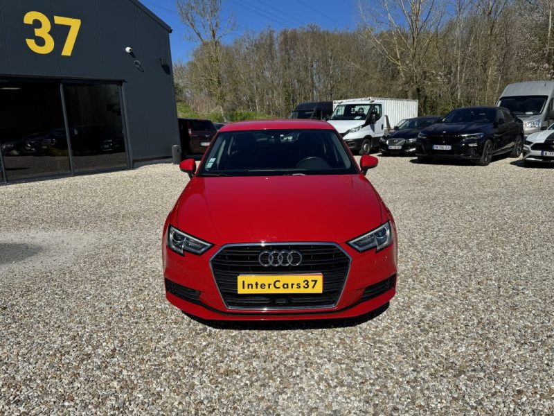 AUDI A3 SPORTBACK 1.6 TDI S&S 116 ch Rouge