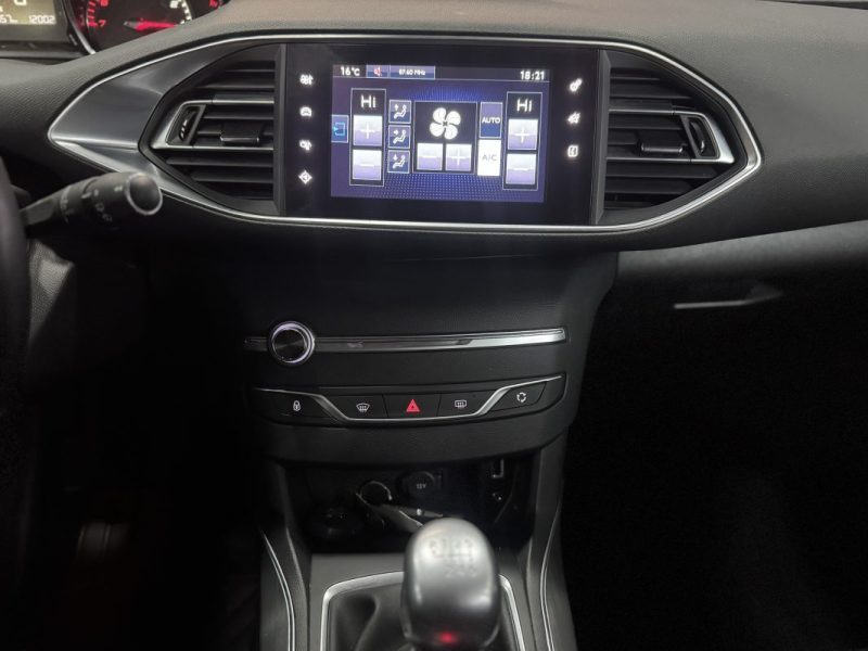 PEUGEOT 308 II 1.2 PURETECH 130CH ALLURE S&S 5P 2017