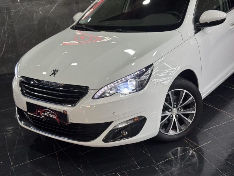 PEUGEOT 308 II 1.2 PURETECH 130CH ALLURE S&S 5P 2017