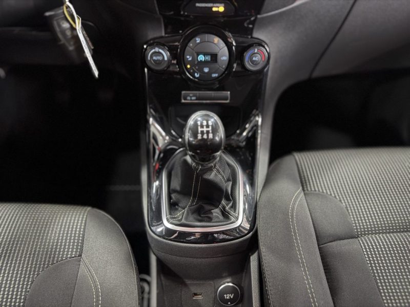 FORD FIESTA 1.0 ECOBOOST 100CH STOP&START TITANIUM 5P 2017