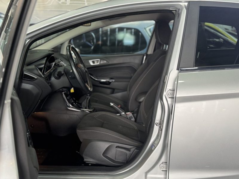 FORD FIESTA 1.0 ECOBOOST 100CH STOP&START TITANIUM 5P 2017