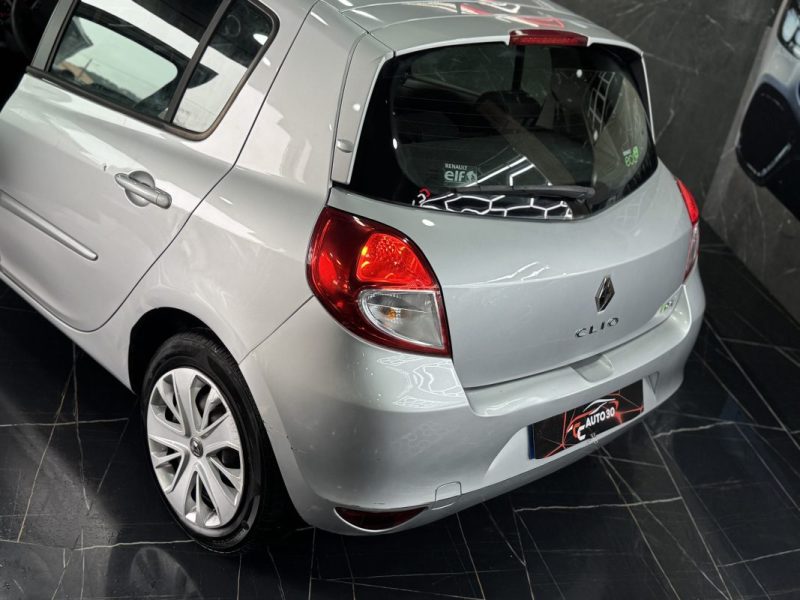 RENAULT CLIO III EXPRESSION CLIM 1.5DCI 90 2012