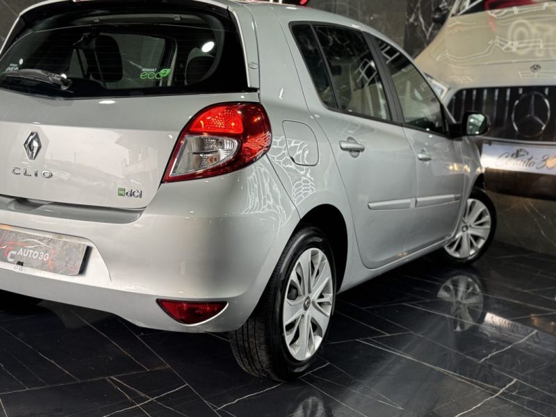RENAULT CLIO III EXPRESSION CLIM 1.5DCI 90 2012