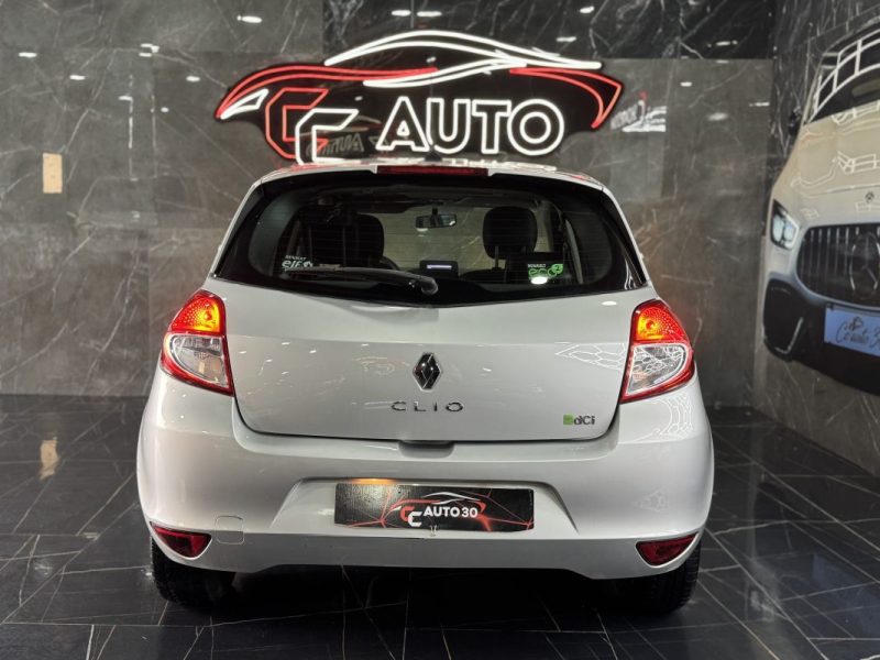 RENAULT CLIO III EXPRESSION CLIM 1.5DCI 90 2012