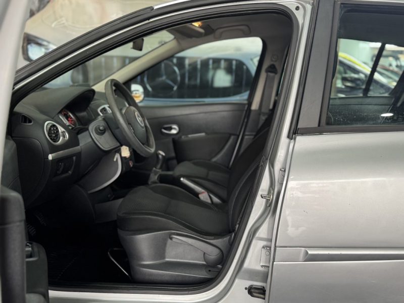 RENAULT CLIO III EXPRESSION CLIM 1.5DCI 90 2012