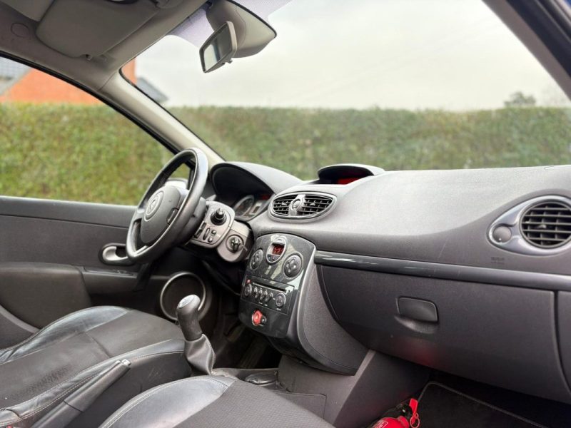 ✅ RENAULT RENAULT CLIO 1.2 DYNAMIQUE PACK PLUS / Distribution + Embrayage Neufs !