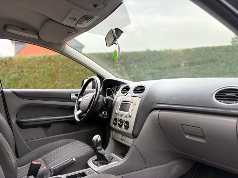 FORD FOCUS 1.6 TDCI 110CH TITANIUM 2008