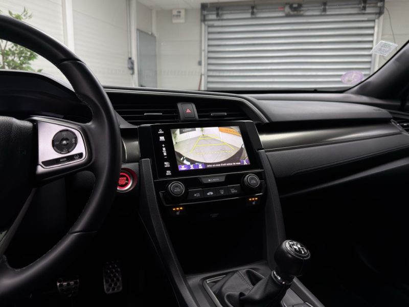 Honda Civic X (2) i-VTEC 129 - Executive 5p