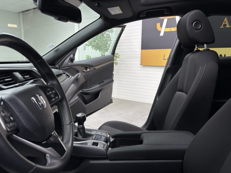 Honda Civic X (2) i-VTEC 129 - Executive 5p