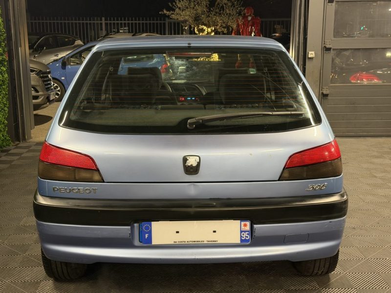 PEUGEOT 306 SYMBIO PHASE 2 1.2 90 Cv - FRAIS A PREVOIR / LIRE L ANNONCE VENTE EN ETAT