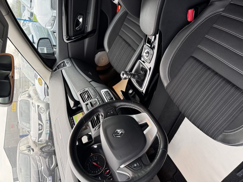 RENAULT LAGUNAIII 2.0 DCI 130CH ENERGY BOSE EDITION ECO² 2015