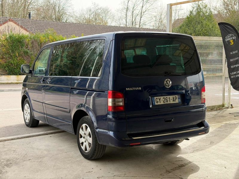 VOLKSWAGEN MULTIVAN V 7 PLACES