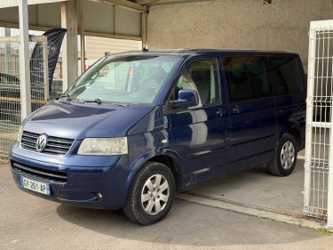 VOLKSWAGEN MULTIVAN V 7 PLACES