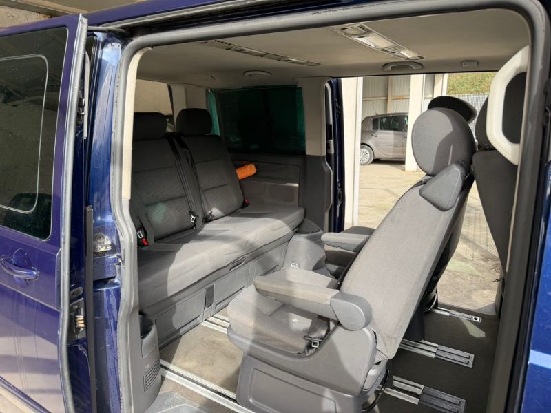 VOLKSWAGEN MULTIVAN V 7 PLACES