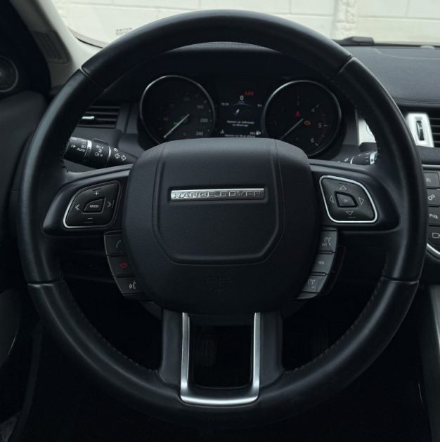 LAND ROVER RANGE ROVER EVOQUE 2.0 TD4 150 SE DYNAMIC 4X2 / SIEGES ÉLECTRIQUES À MÉMOIRE