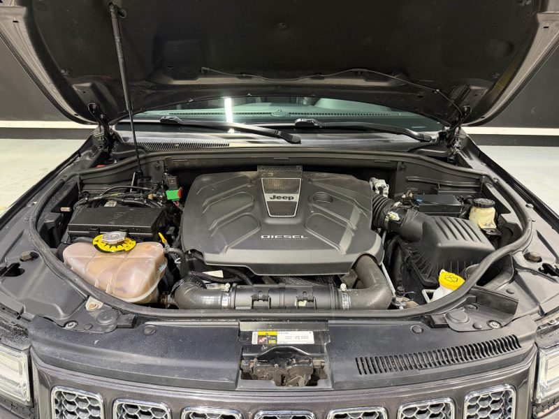 JEEP GRAND CHEROKEE SUMMIT 2014