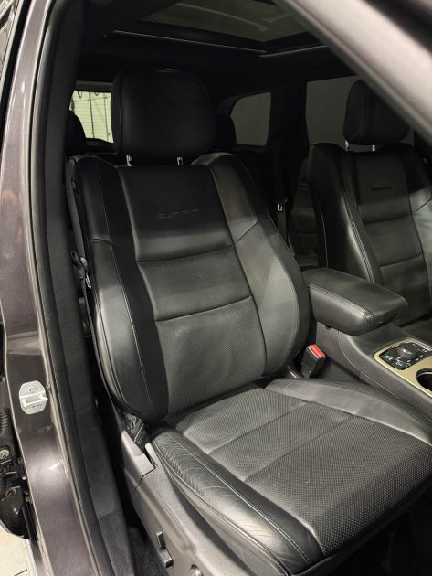 JEEP GRAND CHEROKEE SUMMIT 2014