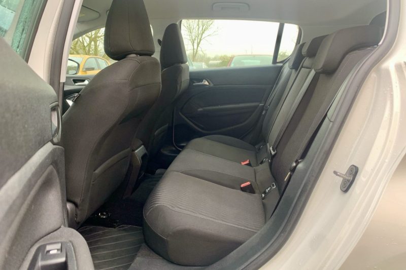 PEUGEOT 308 II 1.6 BLUEHDI 120 CH ACCESS BUSINESS BVM6 GARANTIE 