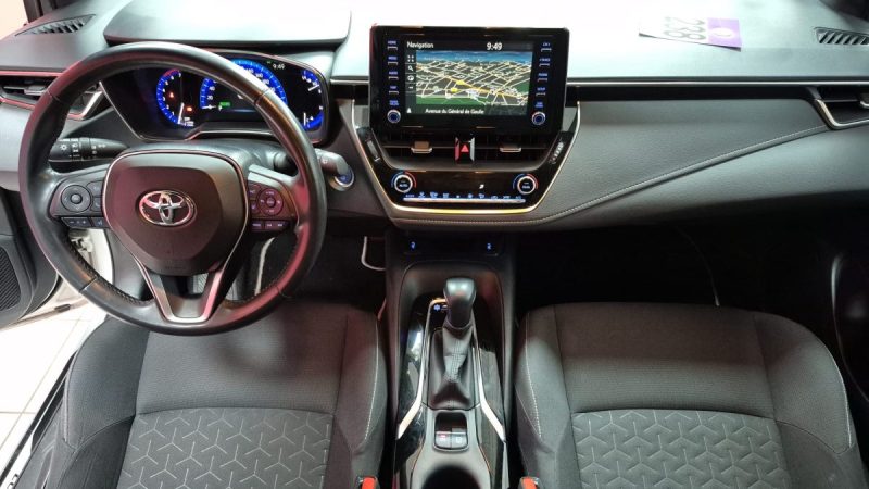 TOYOTA COROLLA TOURING SPORTS 122cv DYNAMIC BUSINESS/1 ERE MAIN/TVA RECUPERABLE