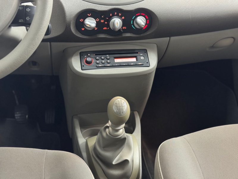 RENAULT TWINGO II SEULEMENT 53000KMS 1.2 75ch EXPRESSION GARANTIE 12 MOIS 1ERE MAIN