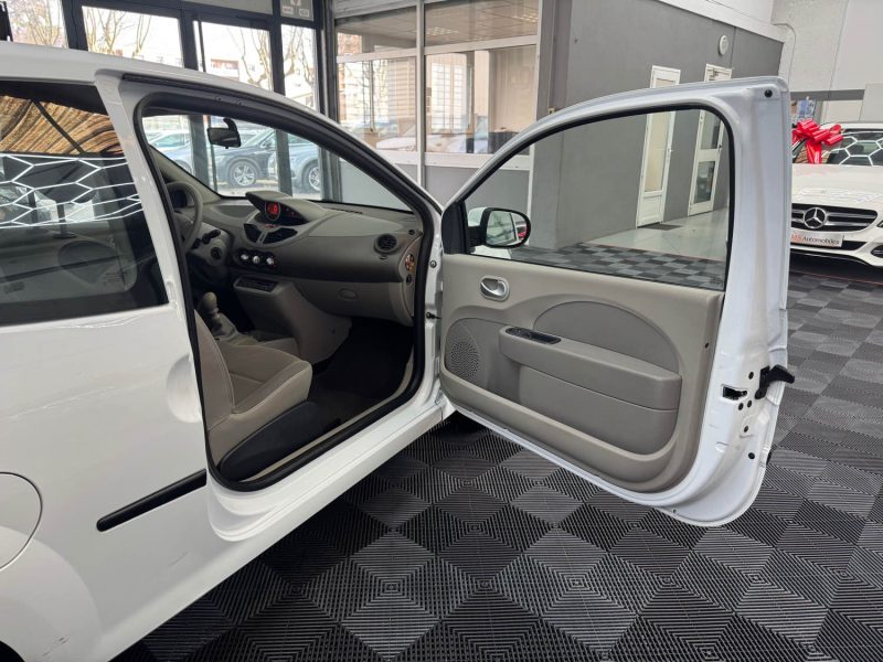 RENAULT TWINGO II SEULEMENT 53000KMS 1.2 75ch EXPRESSION GARANTIE 12 MOIS 1ERE MAIN