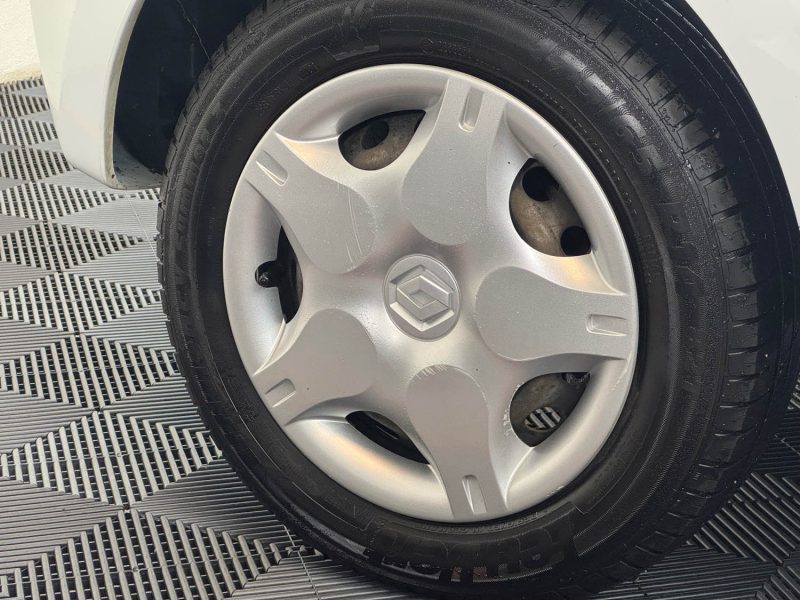 RENAULT TWINGO II SEULEMENT 53000KMS 1.2 75ch EXPRESSION GARANTIE 12 MOIS 1ERE MAIN