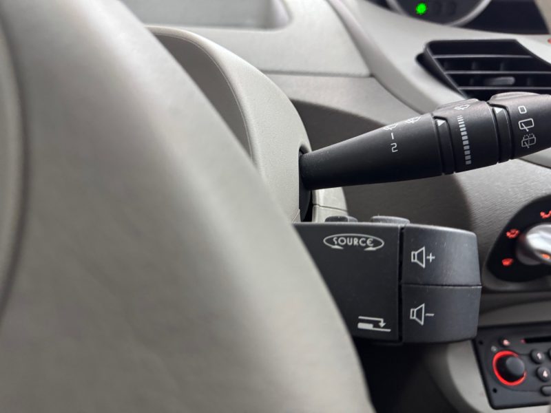 RENAULT TWINGO II SEULEMENT 53000KMS 1.2 75ch EXPRESSION GARANTIE 12 MOIS 1ERE MAIN