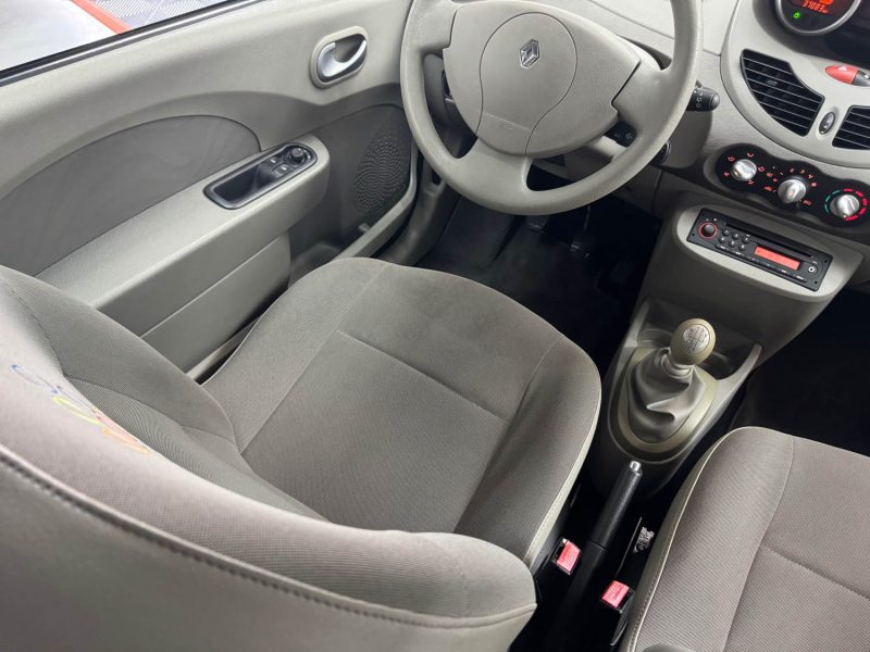 RENAULT TWINGO II SEULEMENT 53000KMS 1.2 75ch EXPRESSION GARANTIE 12 MOIS 1ERE MAIN