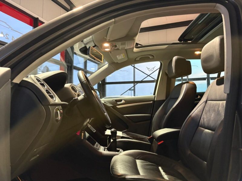 VW Tiguan 2.0 TDI 110ch 🚙 Carat ✨ 1ère main 📋 Toit pano 🌅 Reprise 🔄 Garantie 🛡️