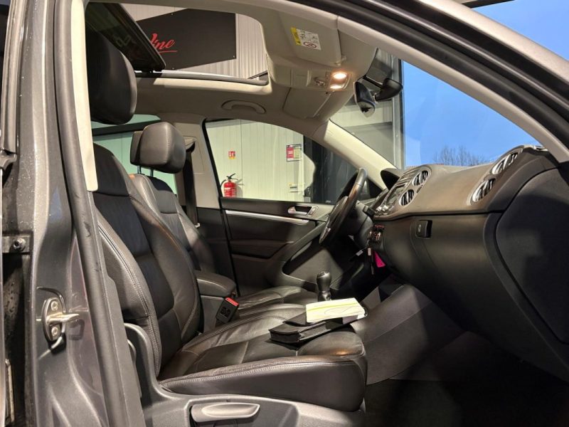 VW Tiguan 2.0 TDI 110ch 🚙 Carat ✨ 1ère main 📋 Toit pano 🌅 Reprise 🔄 Garantie 🛡️