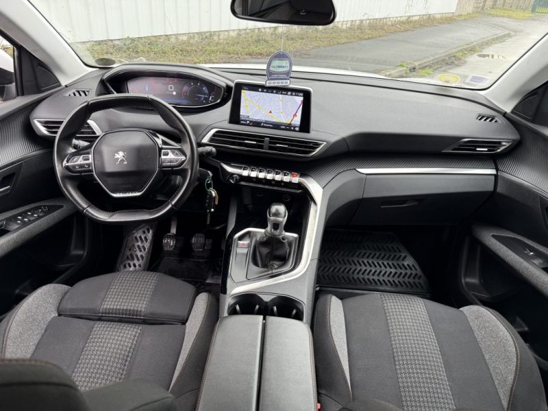 PEUGEOT 5008 II 1.5 BLUEHDI 130CH S&S ALLURE 2020