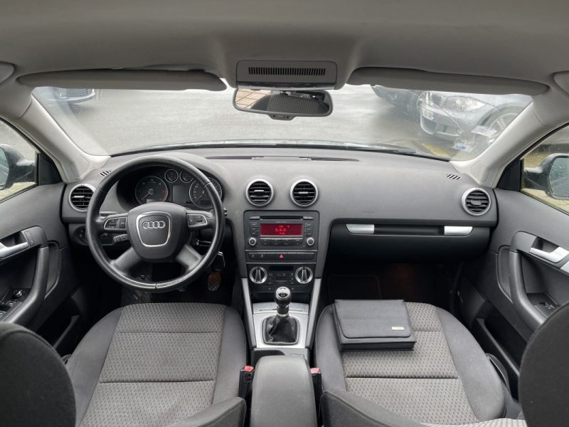 AUDI A3 1.6 TDI 105CH DPF START/STOP AMBIENTE 