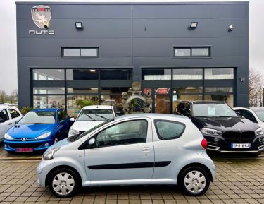 TOYOTA AYGO 1.0i VVT-I 68 ch 3 PORTES 2006