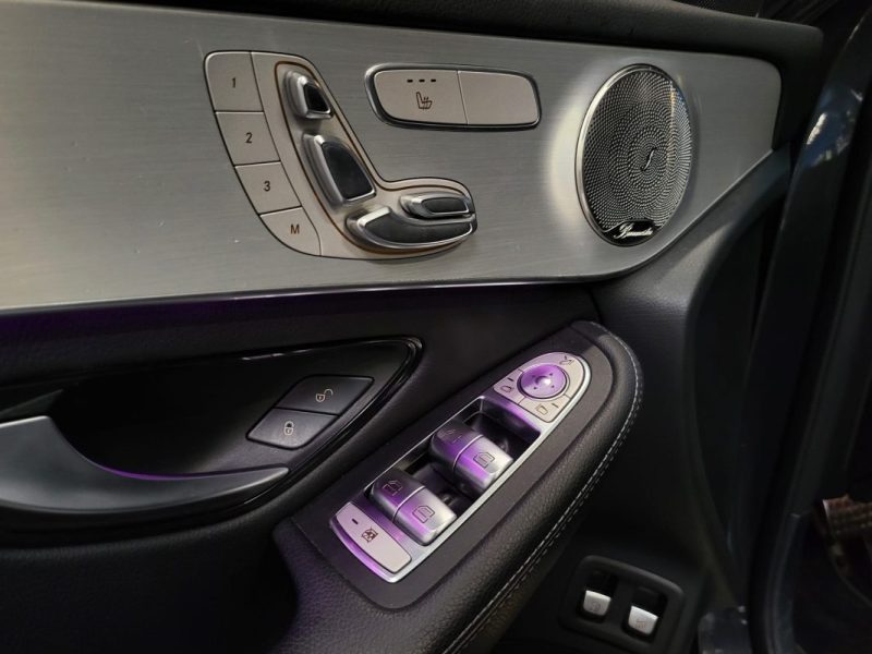 MERCEDES GLC COUPE 300e AMG Line 9G-Tronic TOIT OUVRANT PANO /CAMERA /PARK ASSIST