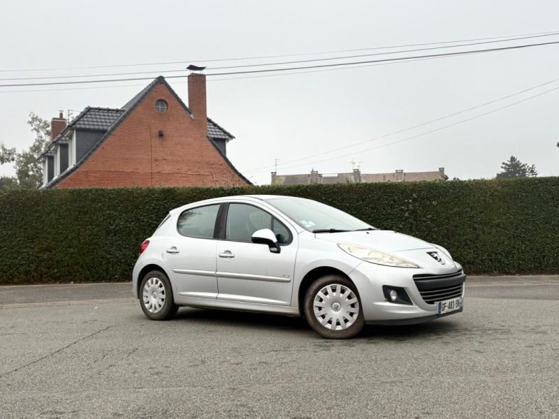 ✅ Très Belle PEUGEOT 207 1.6 HDi 92 Ch Faible Kilométrage / Suivi Complet !