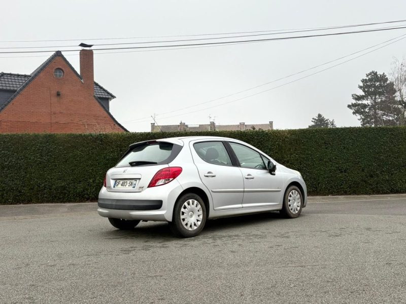 ✅ Très Belle PEUGEOT 207 1.6 HDi 92 Ch Faible Kilométrage / Suivi Complet !